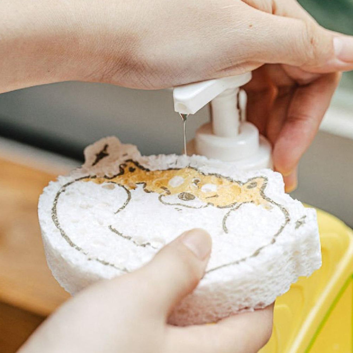 6428 Compressed Wood Pulp Sponge. Creative Cartoon Design Scouring Pad Dishwashing Absorbing Pad. Kitchen Cleaning Tool. DeoDap